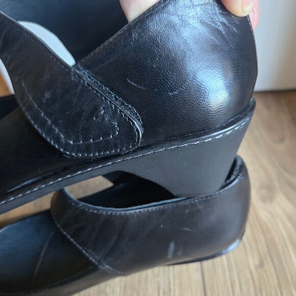 Dansko Bess Mary Jane Shoes - Picture 9 of 11